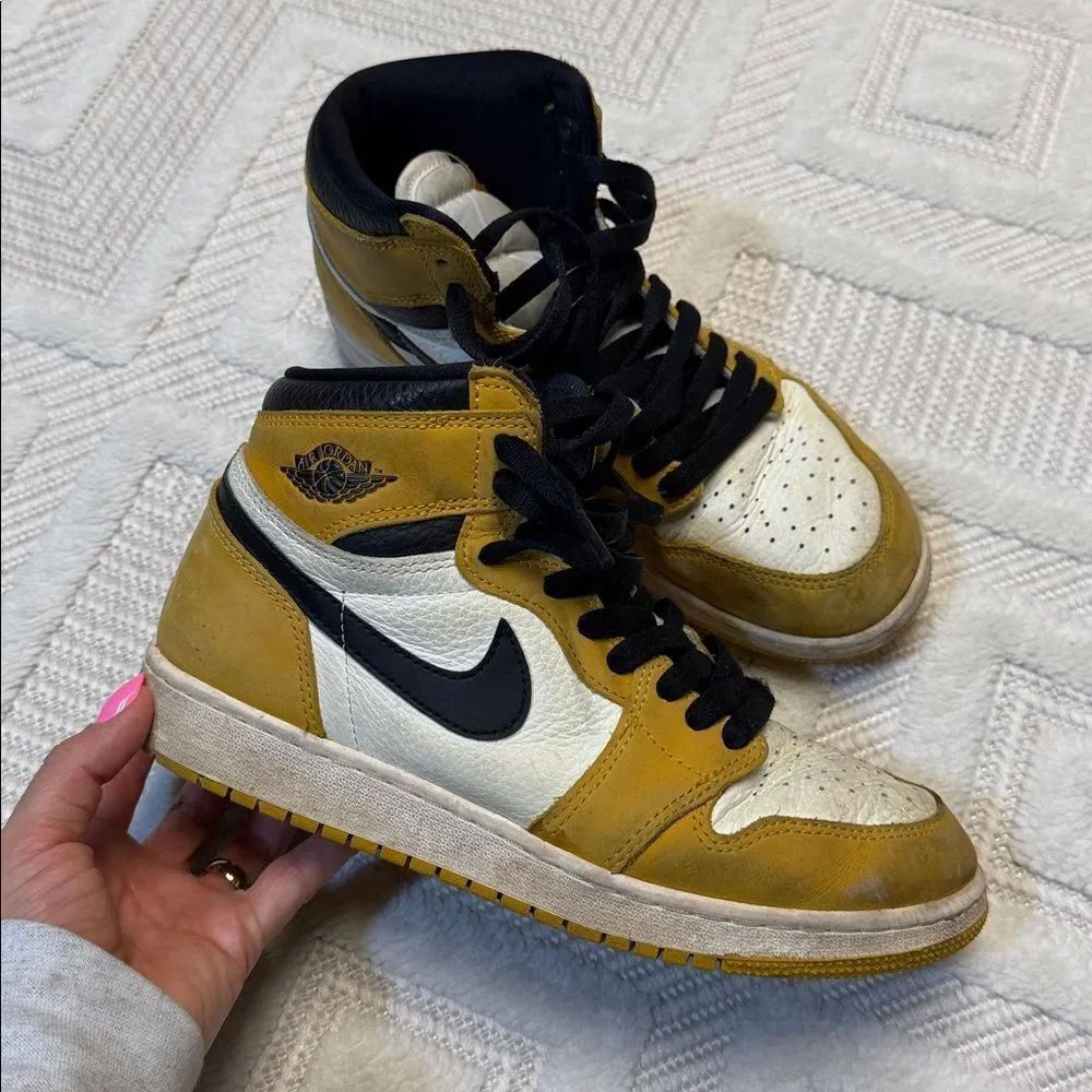 NIKE - Jordan 1 Retro - FD1437-701